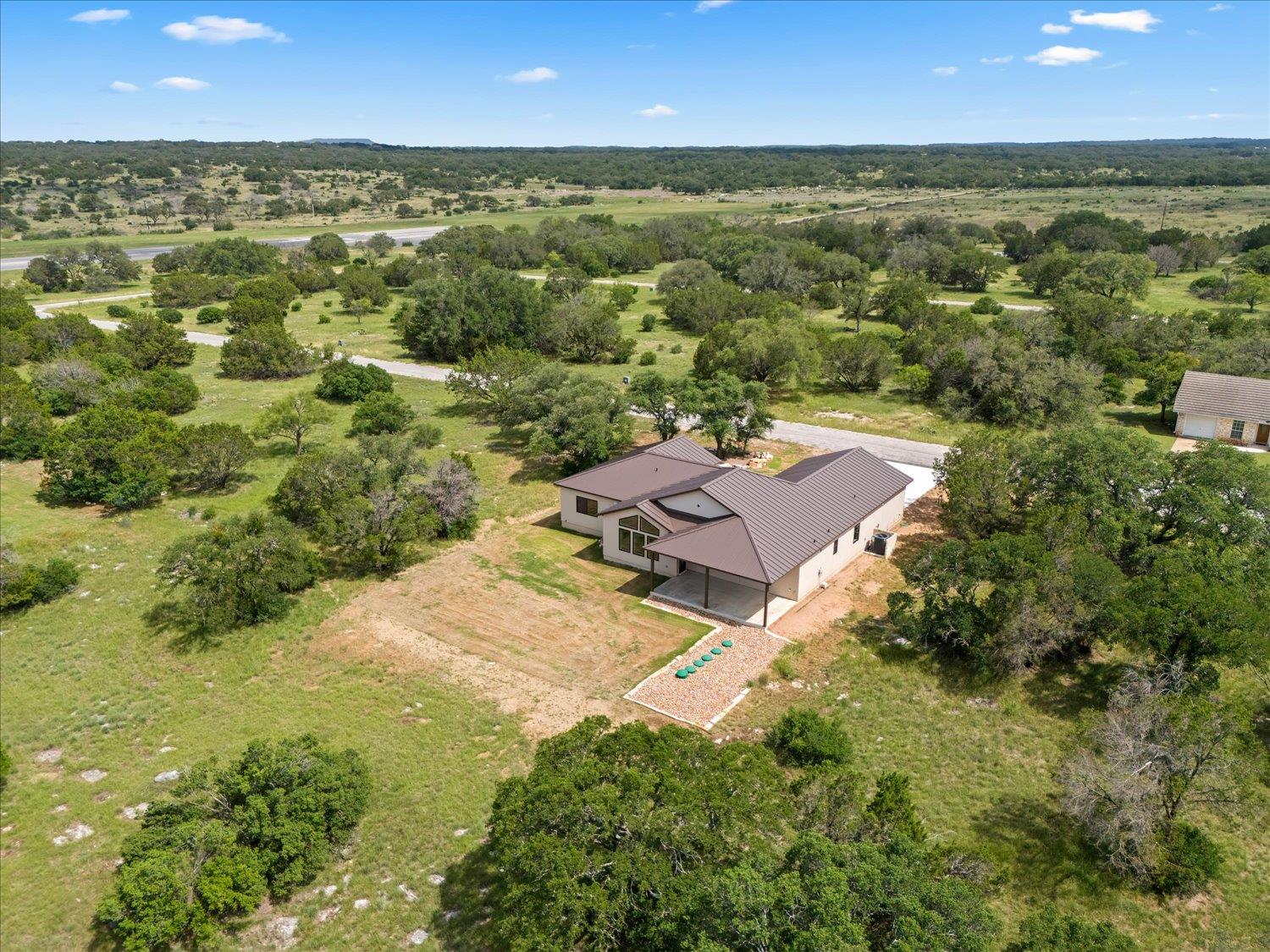 114 Rolling Hill Dr, Horseshoe Bay, TX 78657