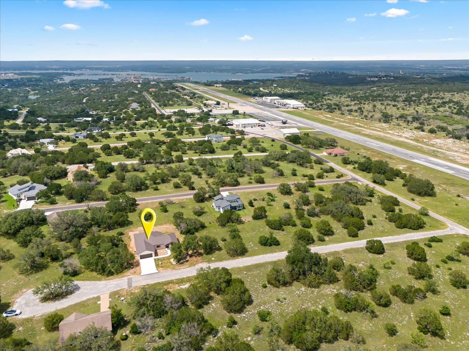 114 Rolling Hill Dr, Horseshoe Bay, TX 78657