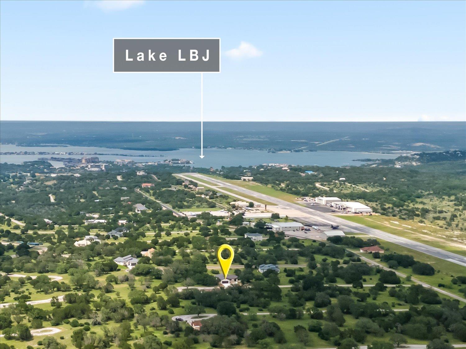 114 Rolling Hill Dr, Horseshoe Bay, TX 78657