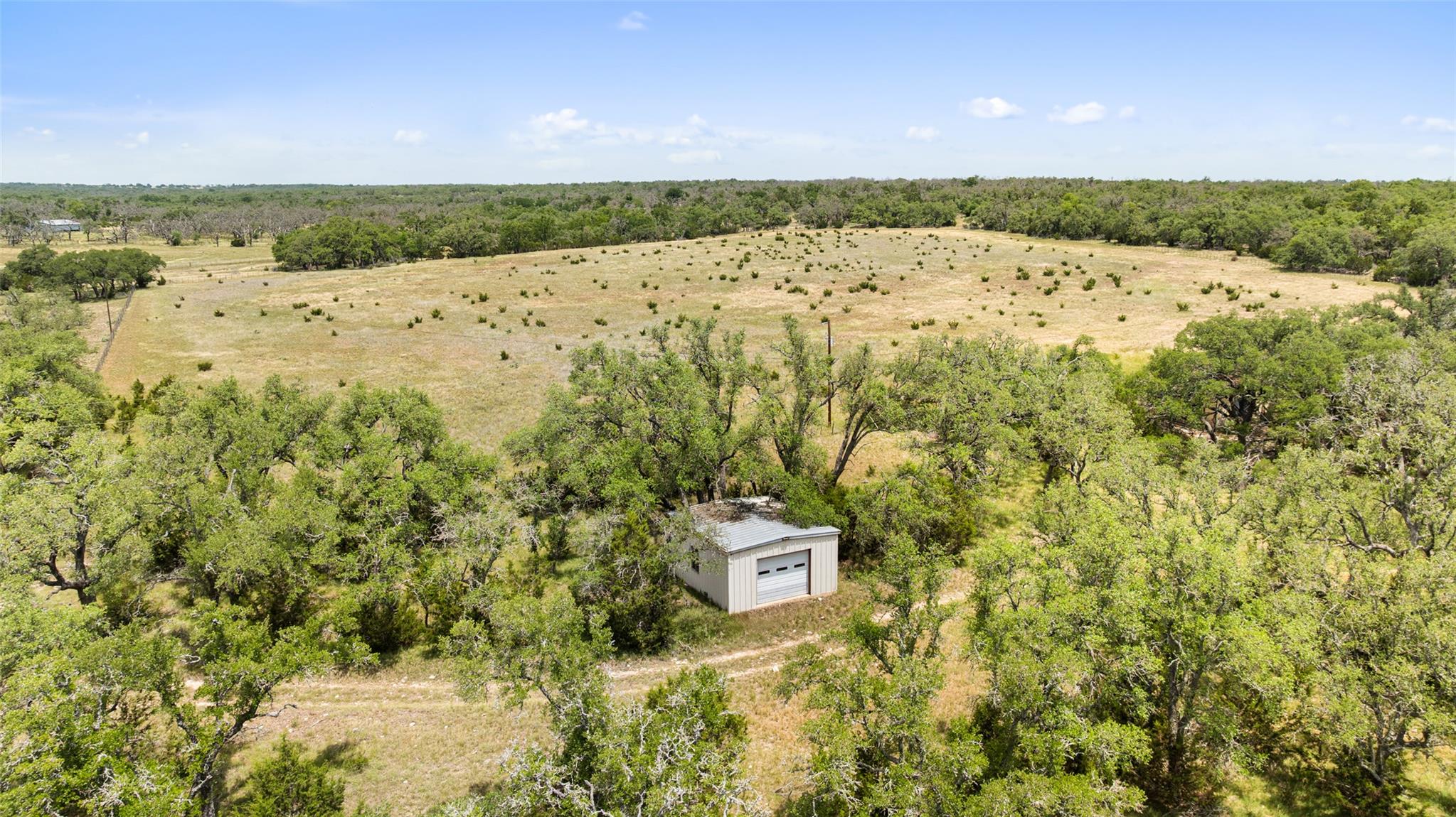 65 Miles Lane, Harper, TX 78631