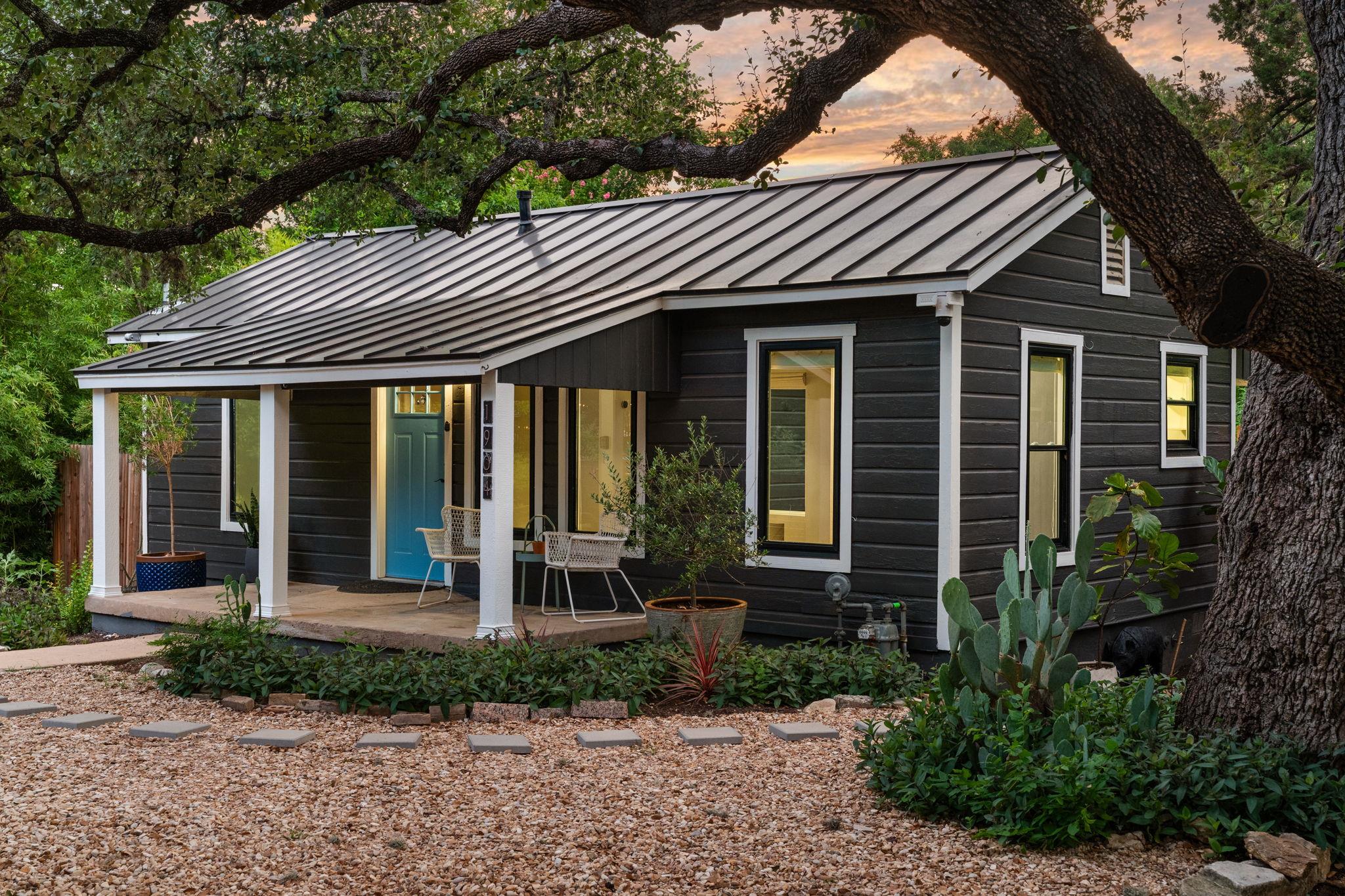 1904 S 6th St, Austin, TX 78704