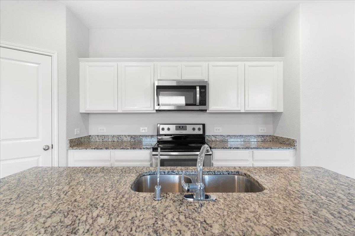 201 Rainey Dr # 67A, Jarrell, TX 76537