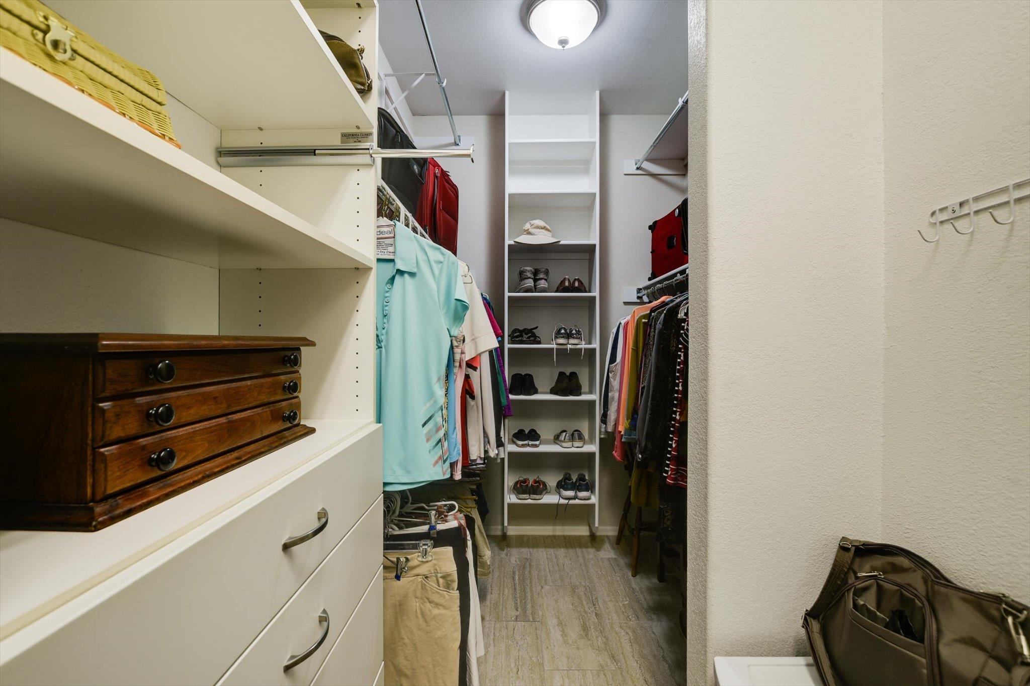 203 Mustang Island Trl, Georgetown, TX 78633