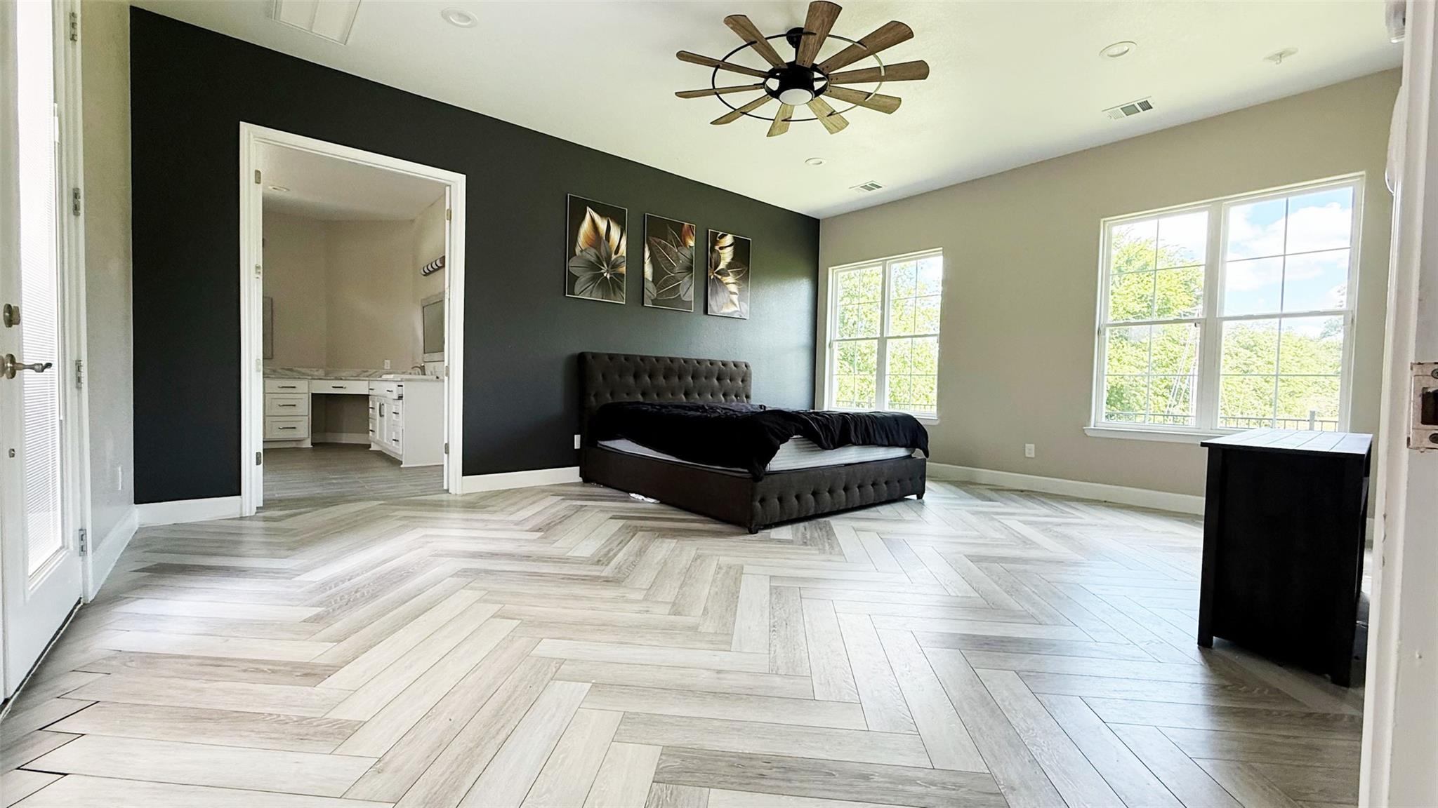 128 Gloria Blvd, Smithville, TX 78957