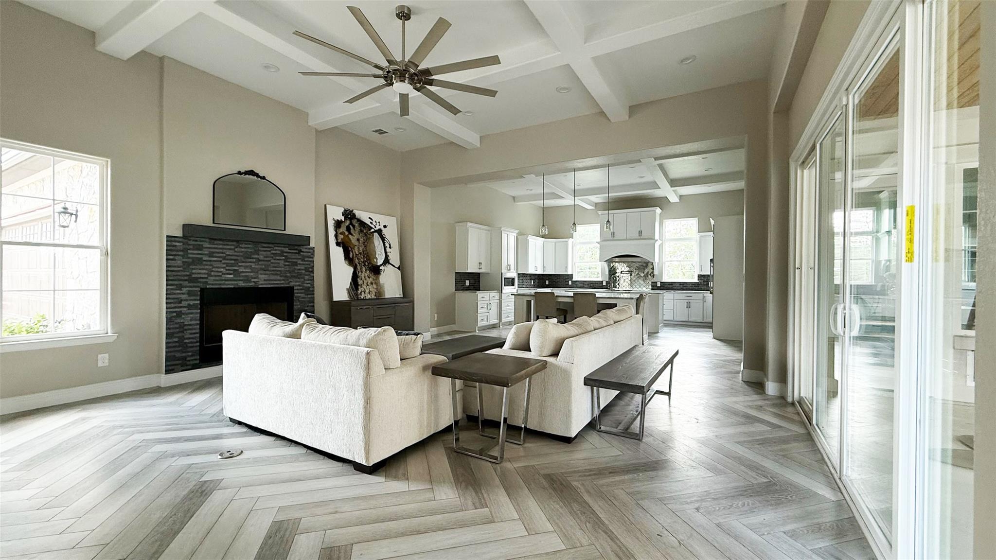 128 Gloria Blvd, Smithville, TX 78957