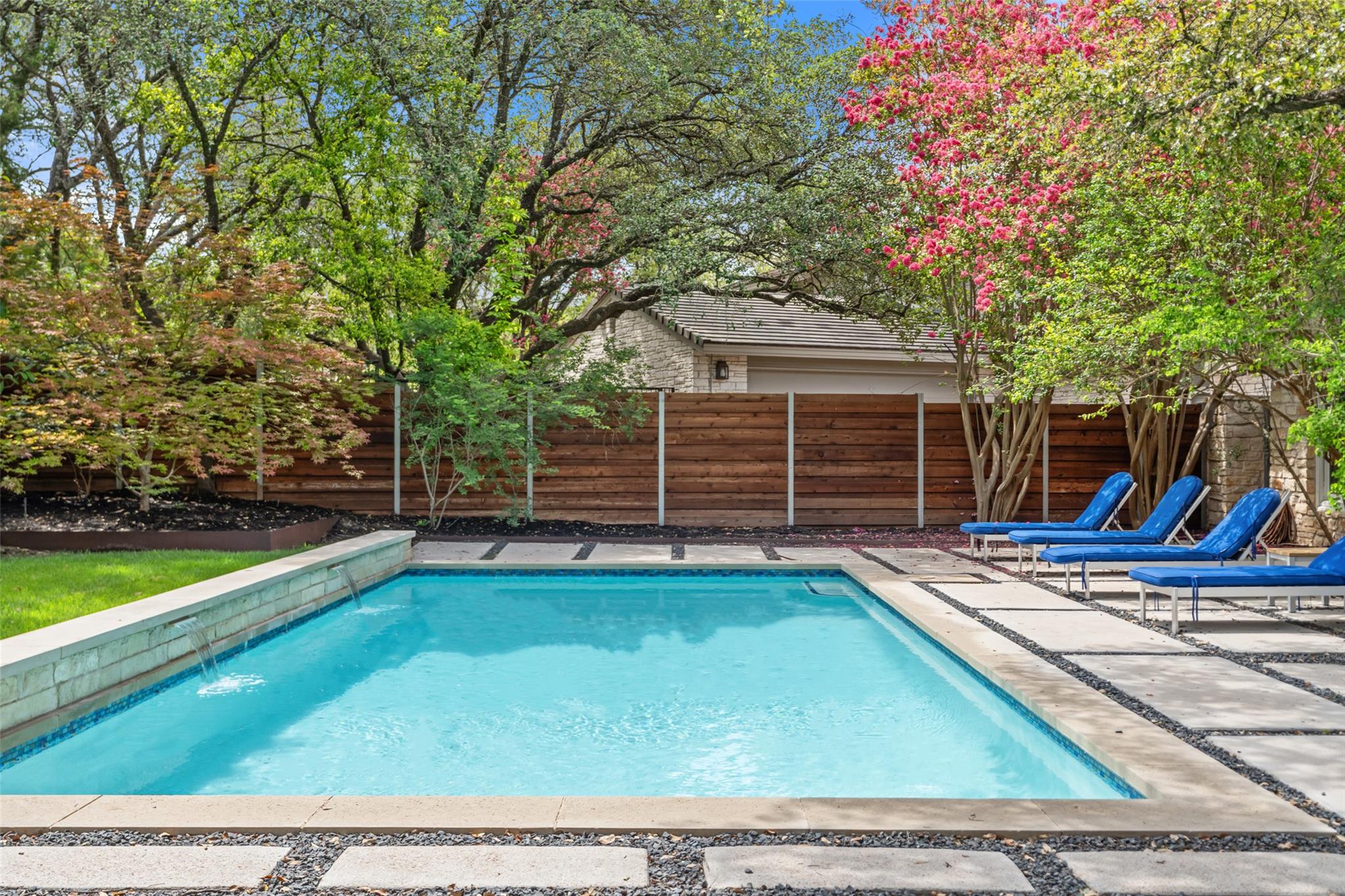 128 Firebird St, Lakeway, TX 78734
