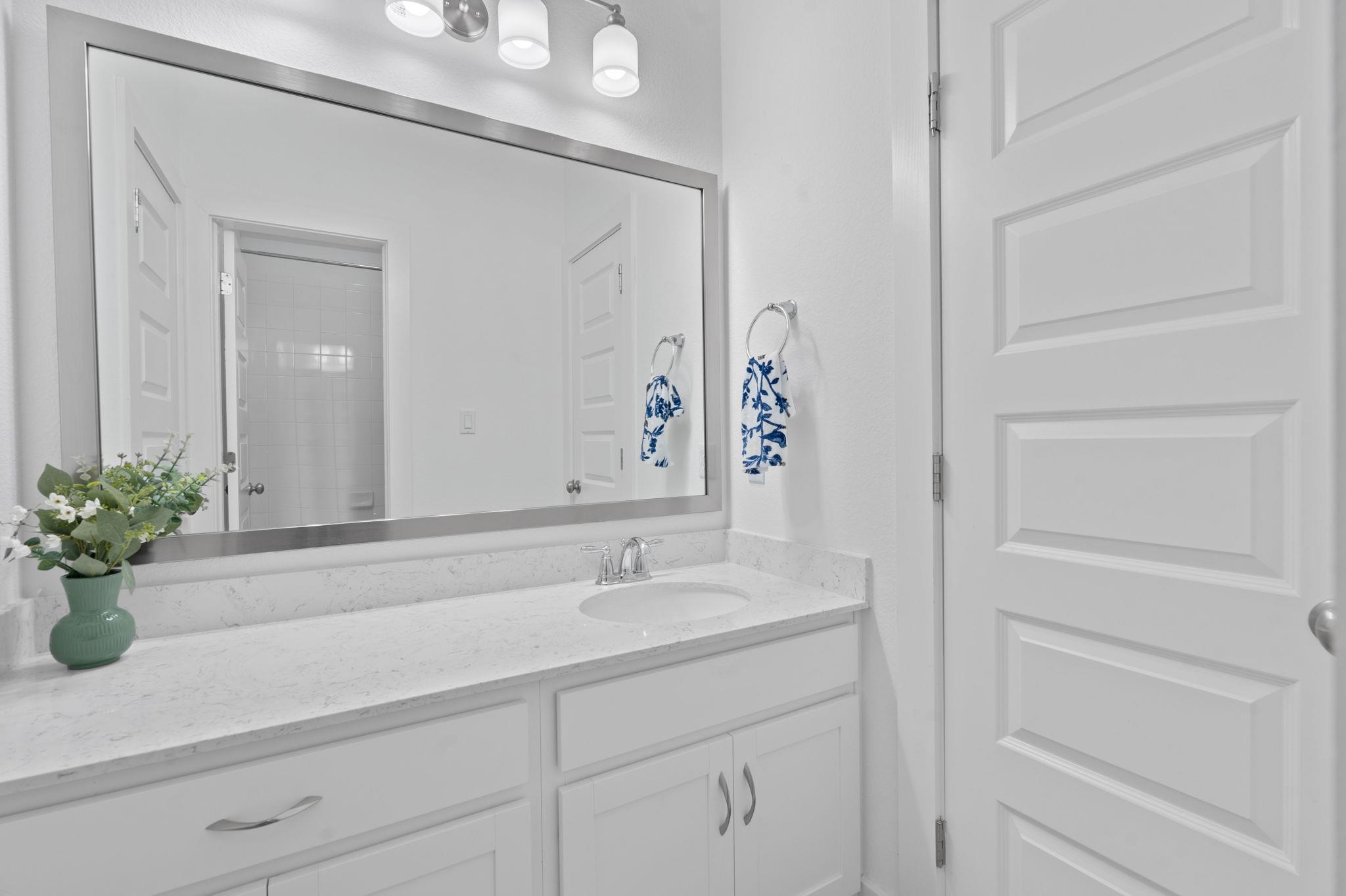 104 Meadow Wood Cv, Georgetown, TX 78626
