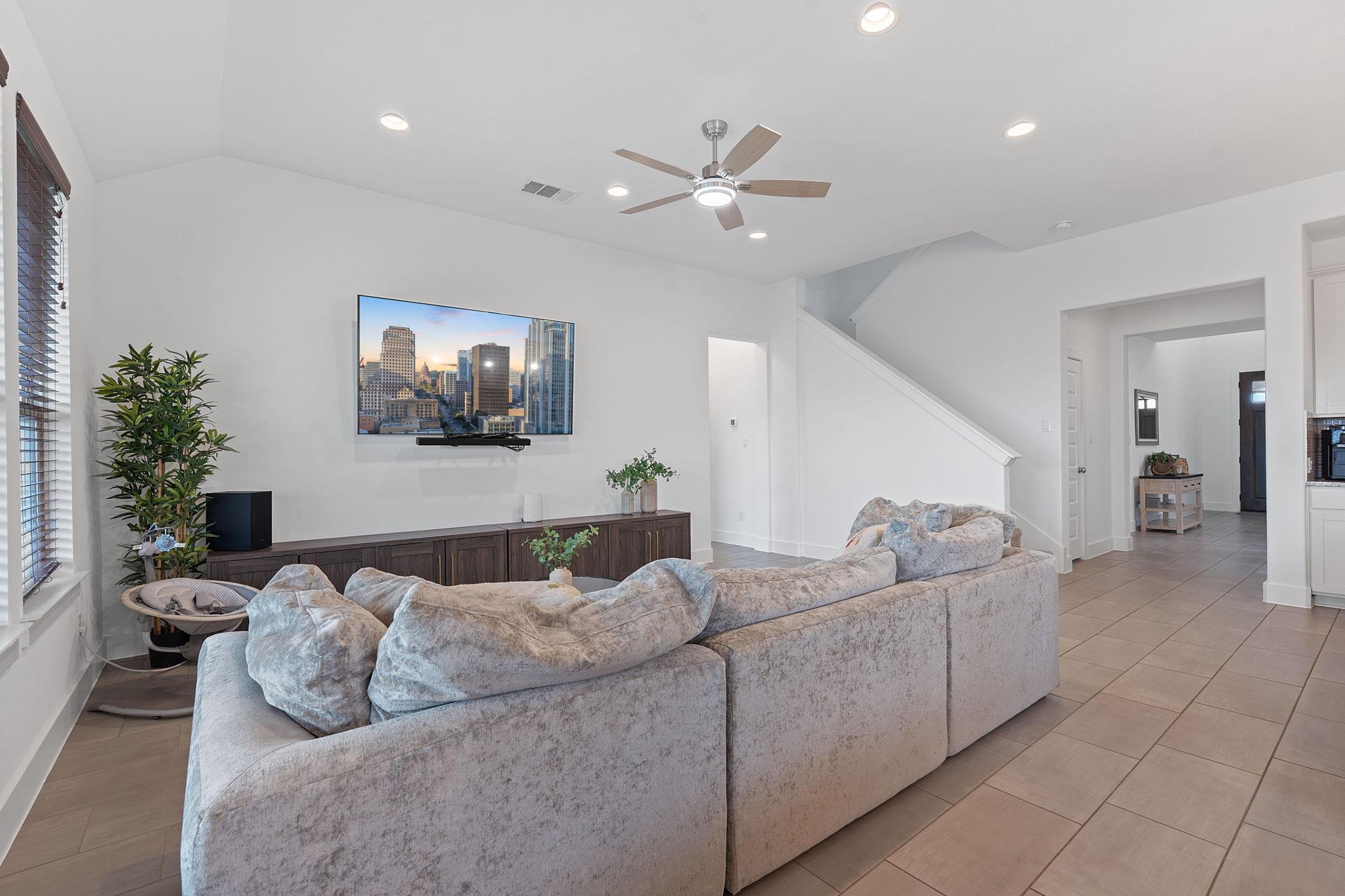 104 Meadow Wood Cv, Georgetown, TX 78626