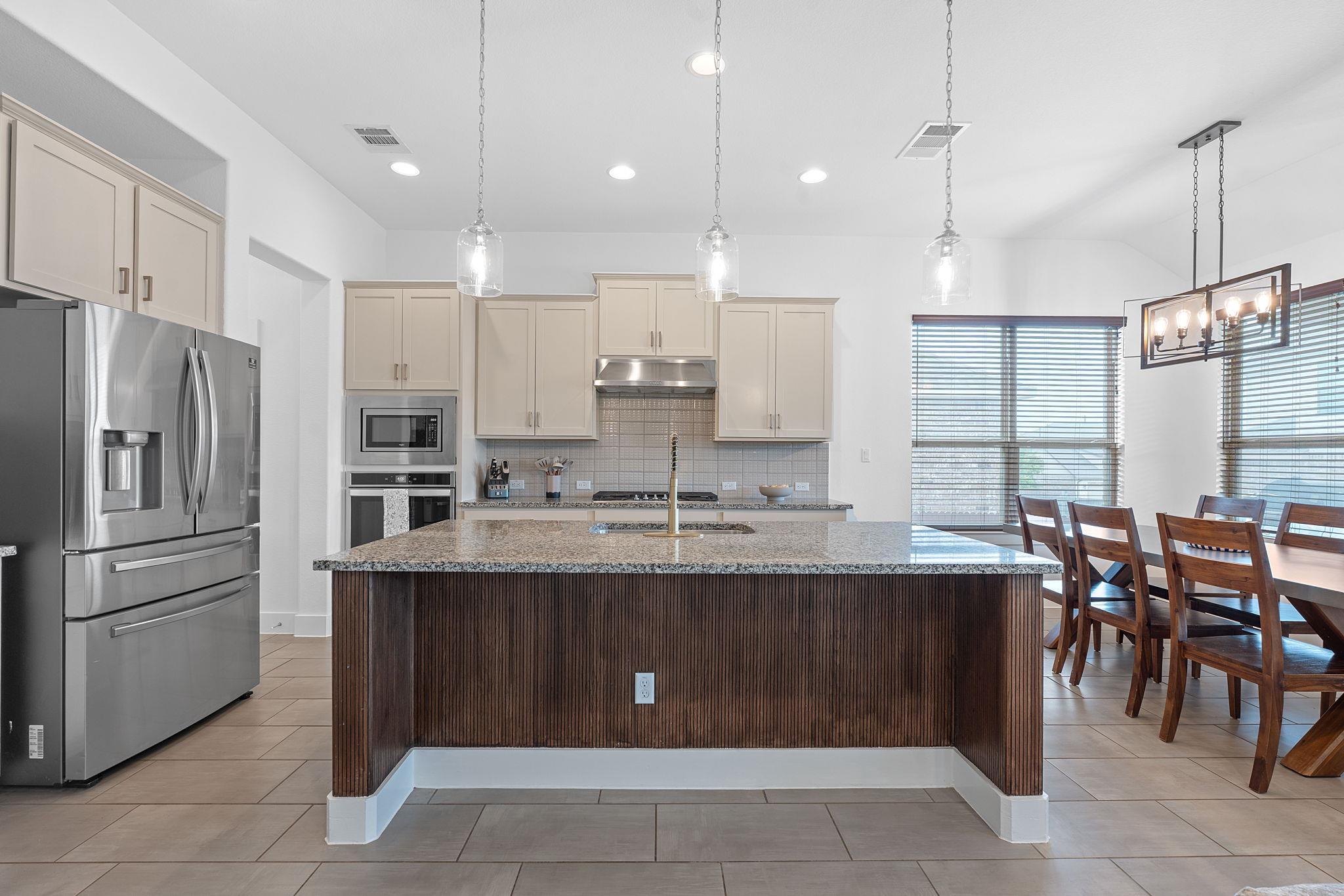 104 Meadow Wood Cv, Georgetown, TX 78626