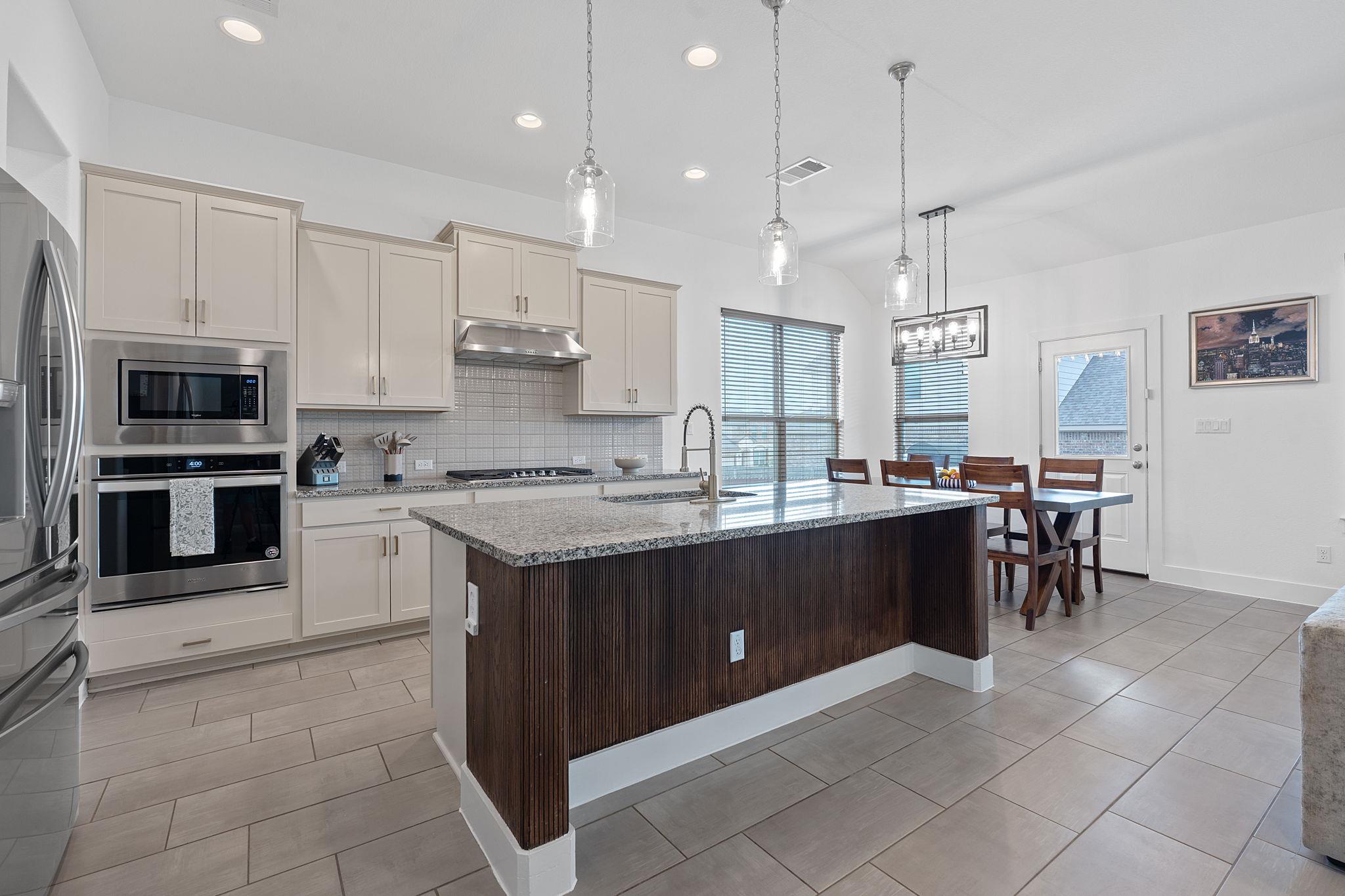 104 Meadow Wood Cv, Georgetown, TX 78626