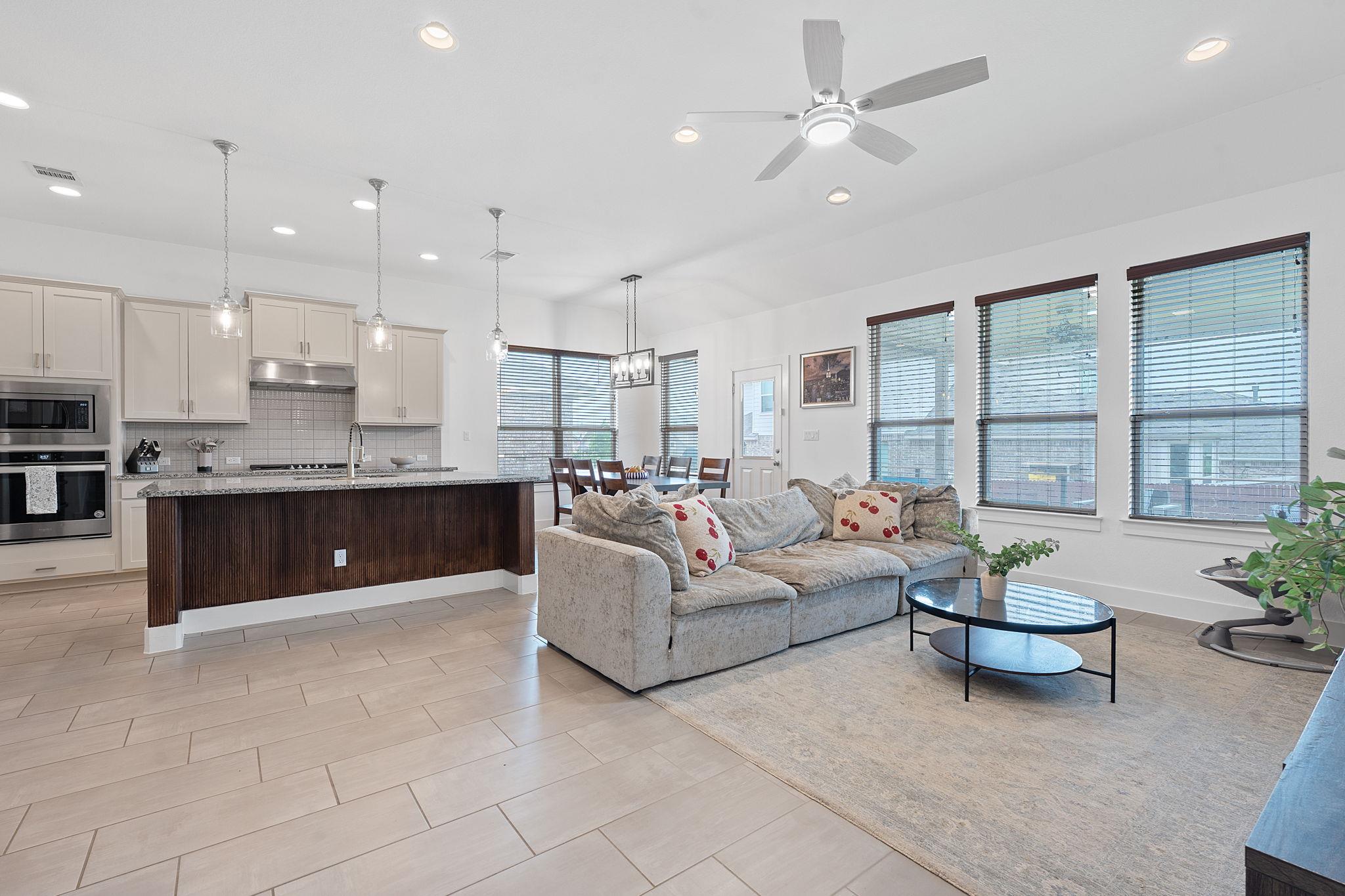 104 Meadow Wood Cv, Georgetown, TX 78626