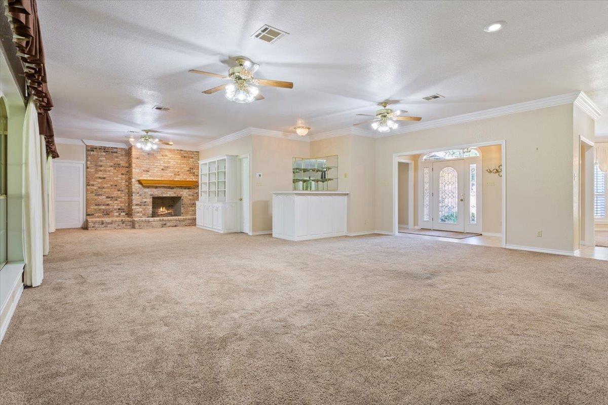 1204 Fairway Cir, Salado, TX 76571