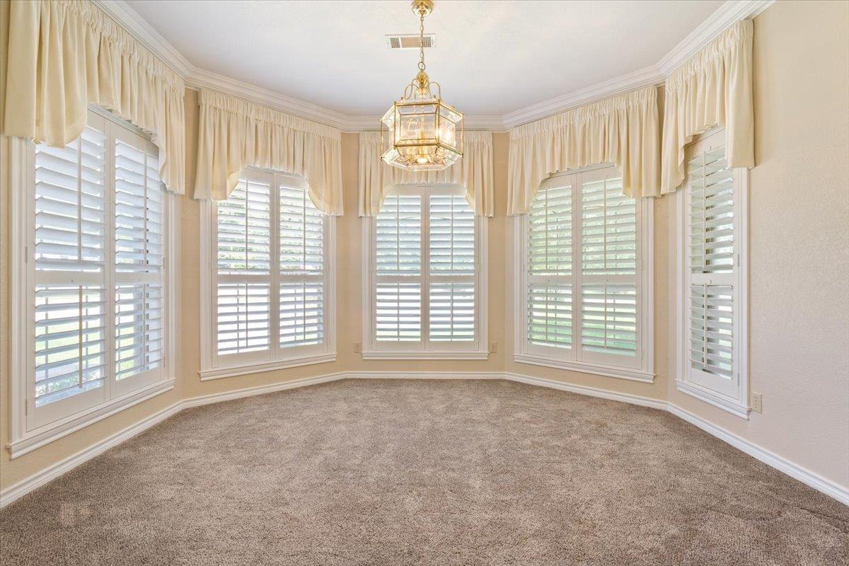 1204 Fairway Cir, Salado, TX 76571