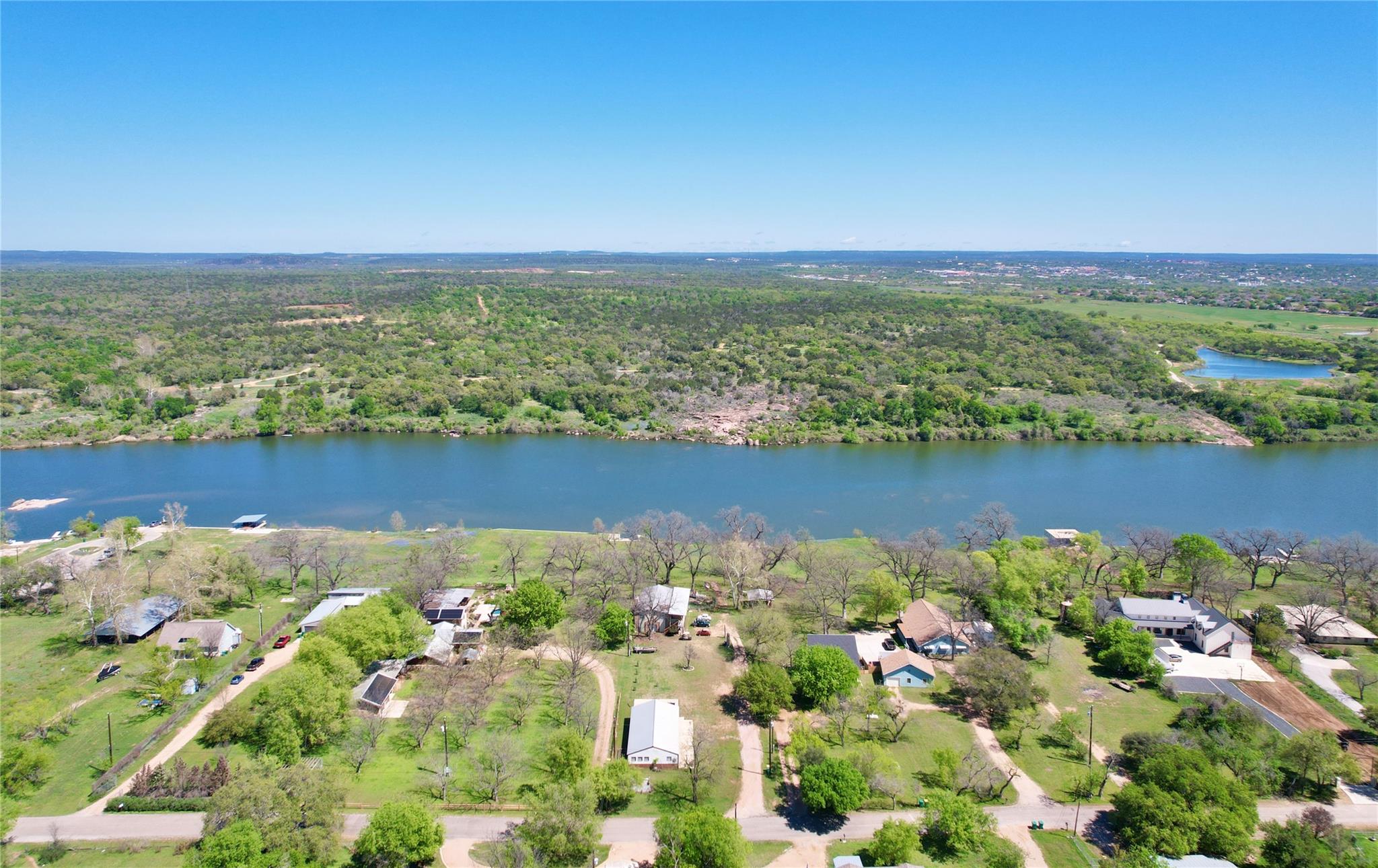 3715 Lakeview Dr, Cottonwood Shores, TX 78657