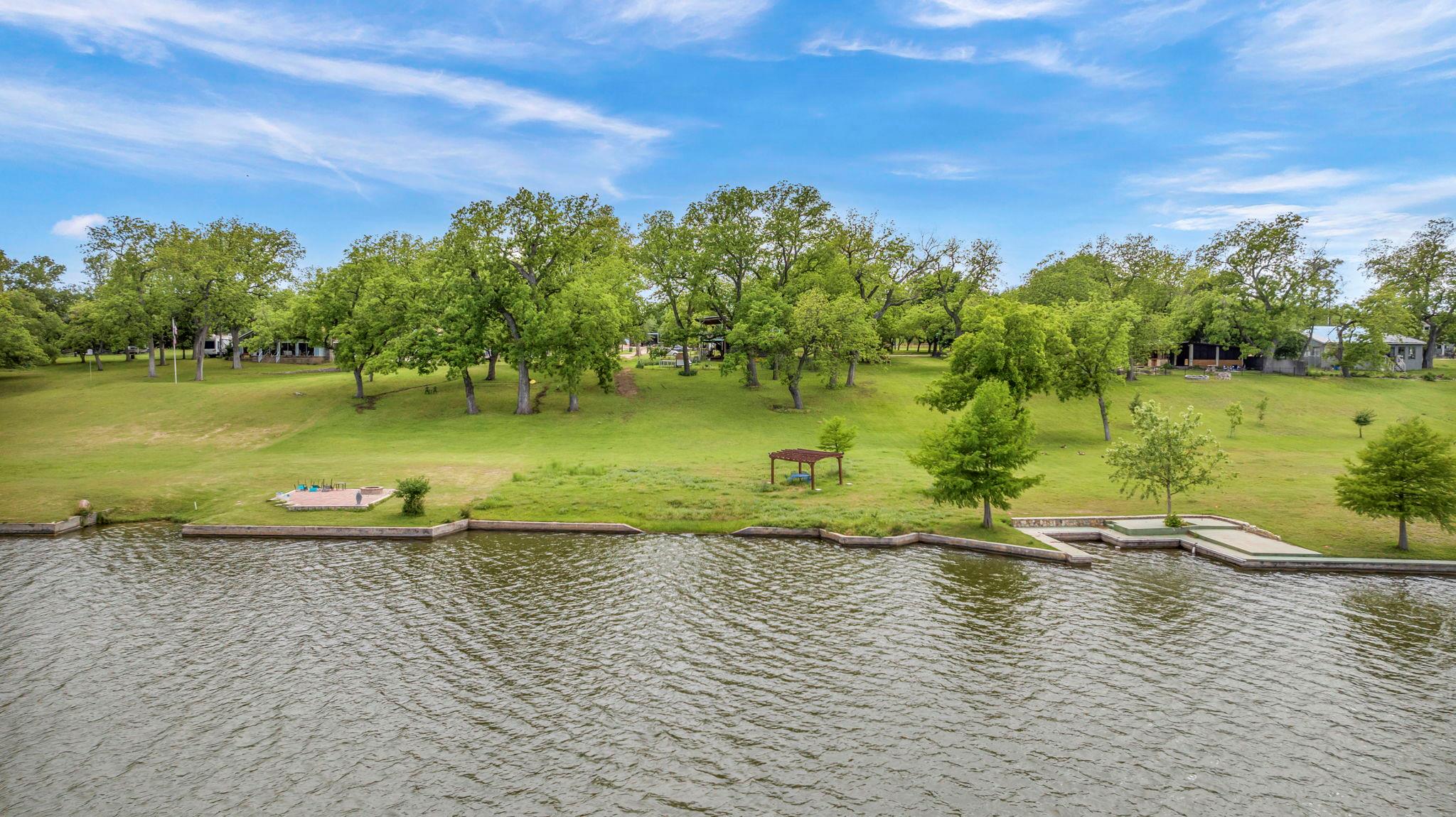 3715 Lakeview Dr, Cottonwood Shores, TX 78657