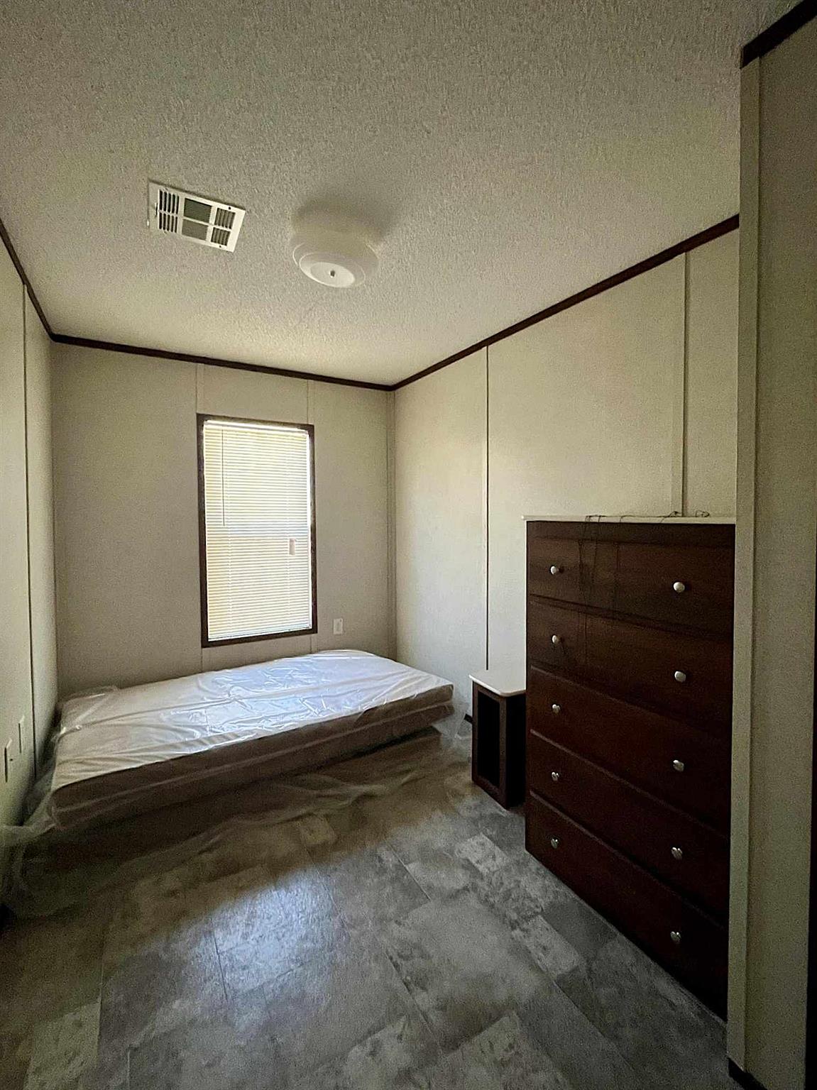 407 Rockport Dr, Canyon Lake, TX 78133