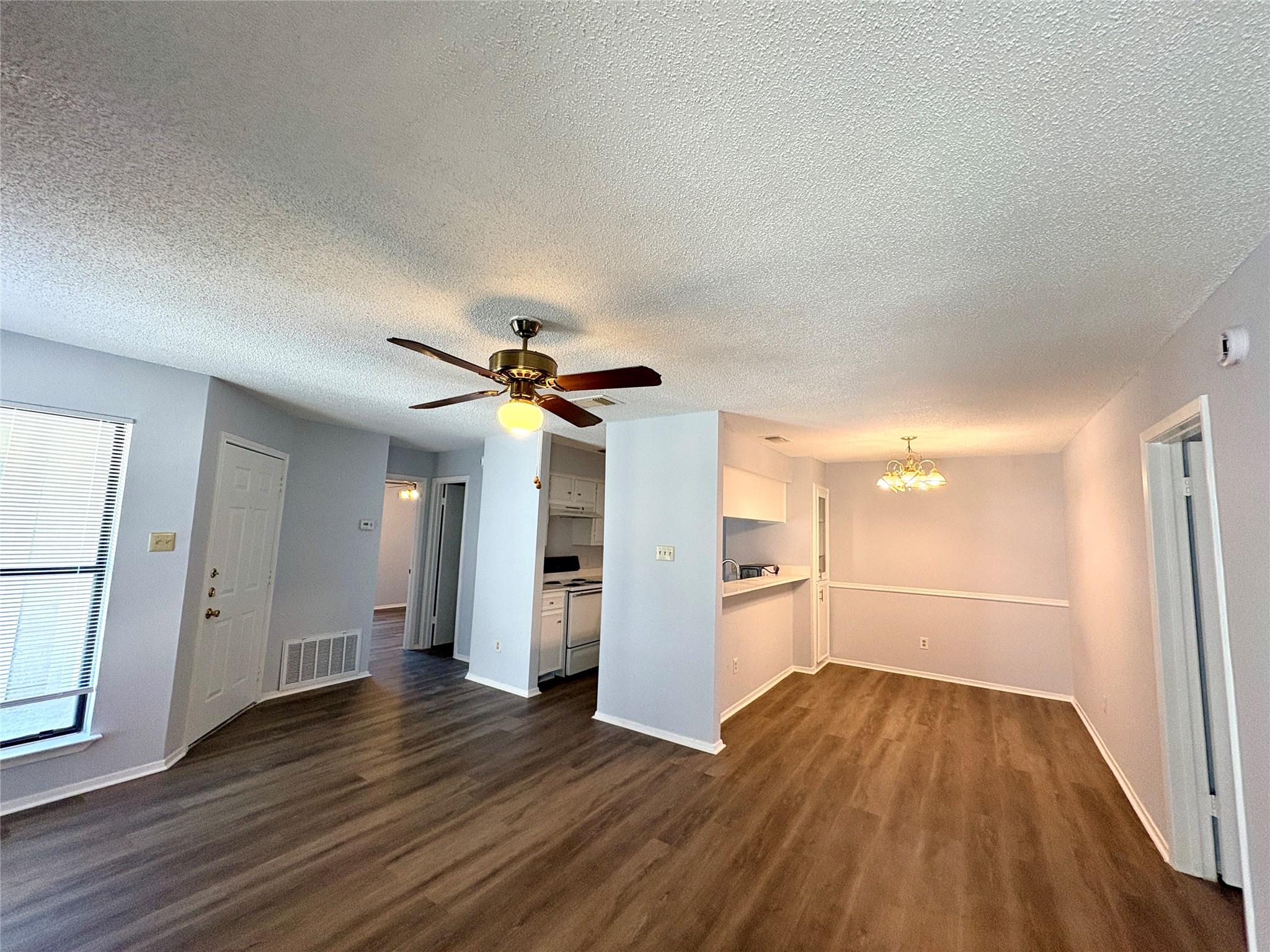 10616 Mellow Meadows Dr # 35C, Austin, TX 78750