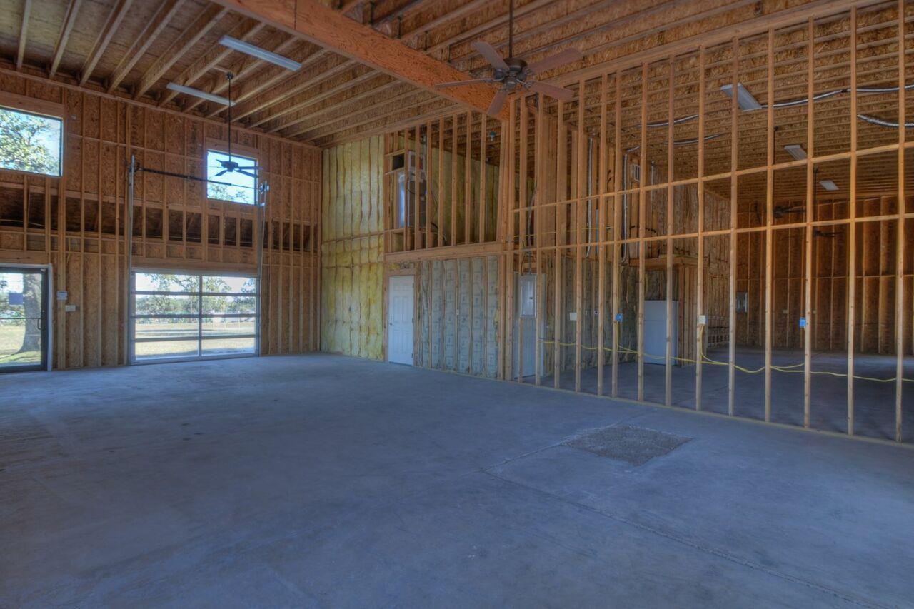 5526 N US Highway 281, Marble Falls, TX 78654