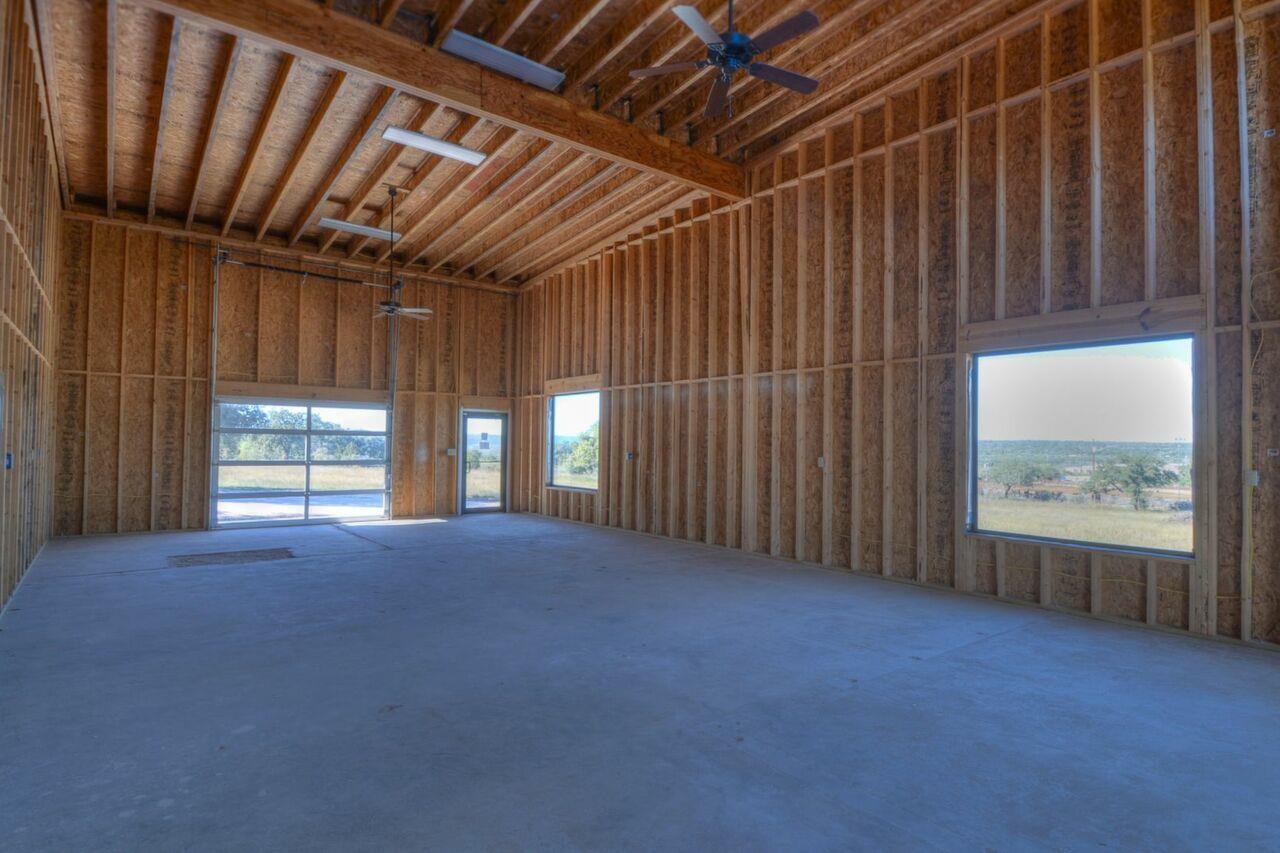 5526 N US Highway 281, Marble Falls, TX 78654