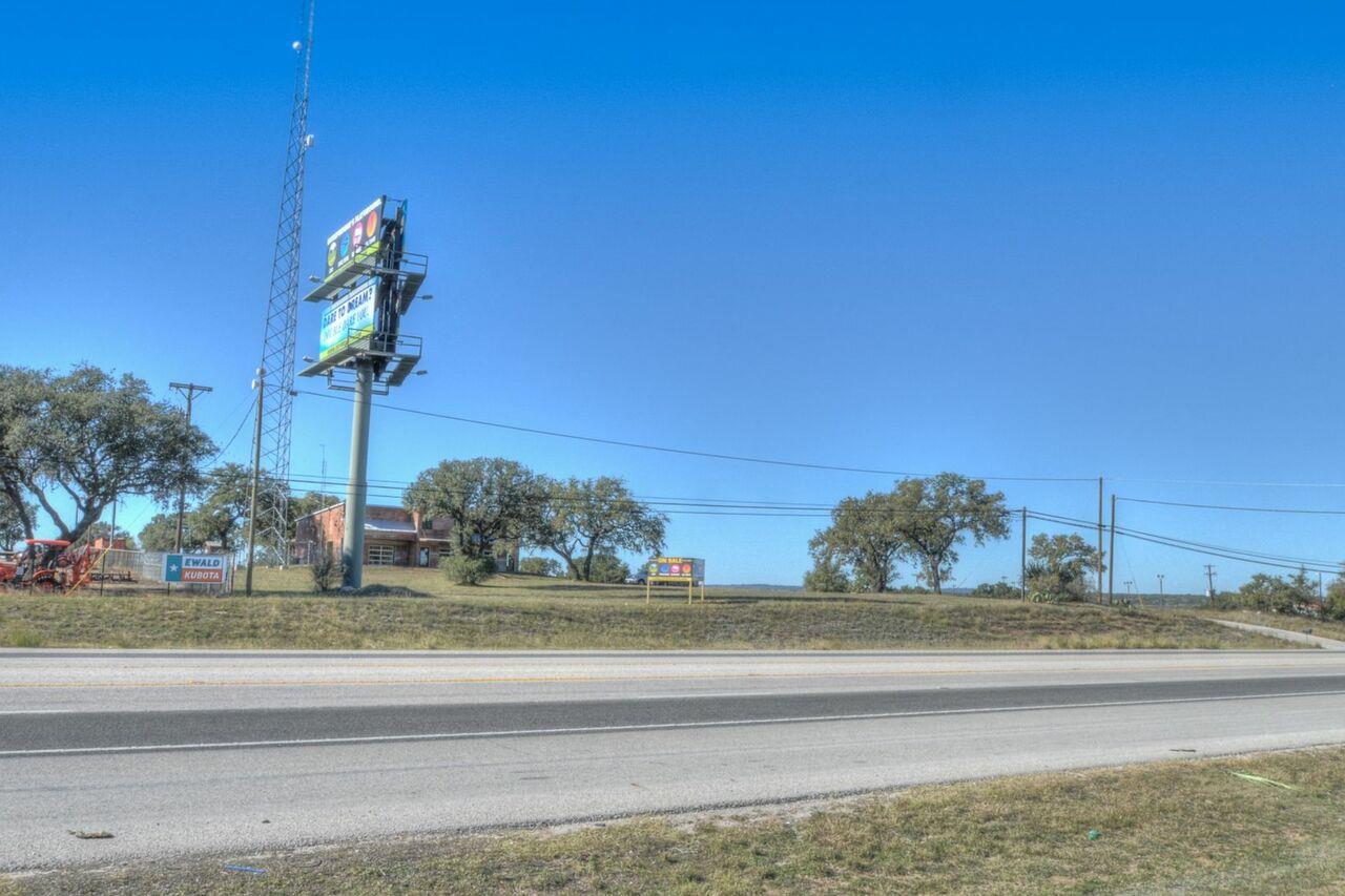 5526 N US Highway 281, Marble Falls, TX 78654