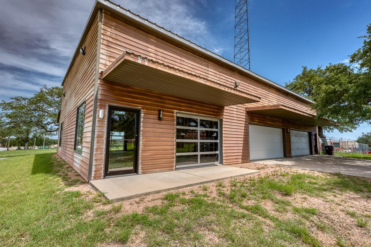 5526 N US Highway 281, Marble Falls, TX 78654