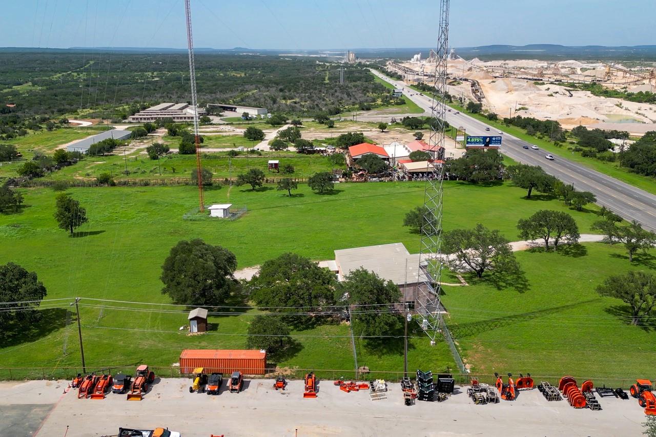 5526 N US Highway 281, Marble Falls, TX 78654