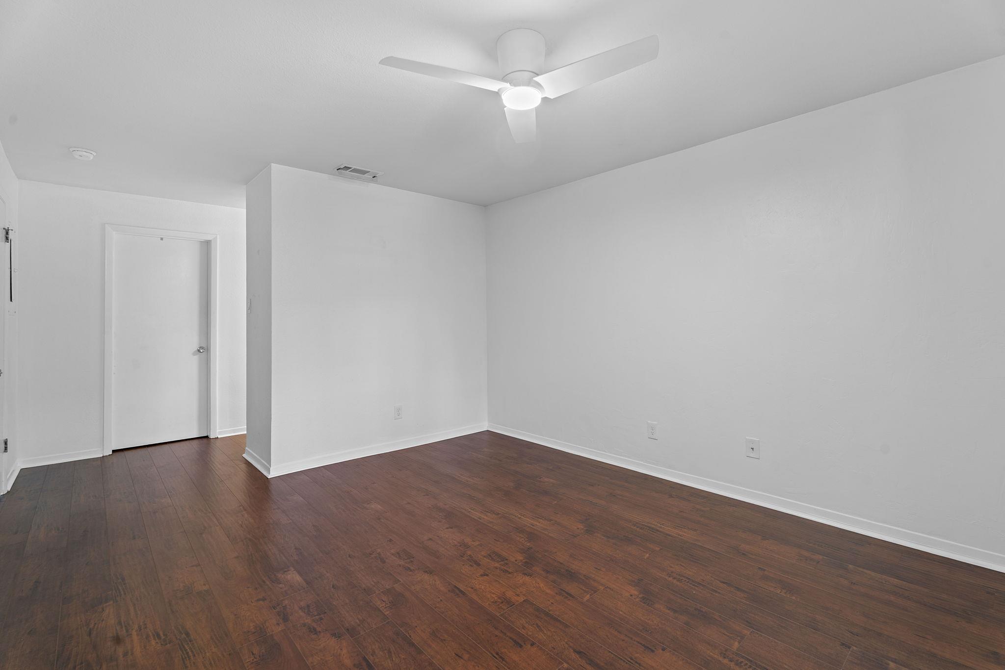 1510 W North Loop Blvd # 424, Austin, TX 78756