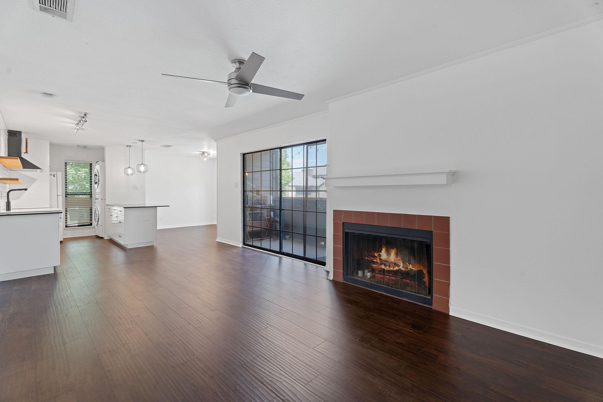 1510 W North Loop Blvd # 424, Austin, TX 78756
