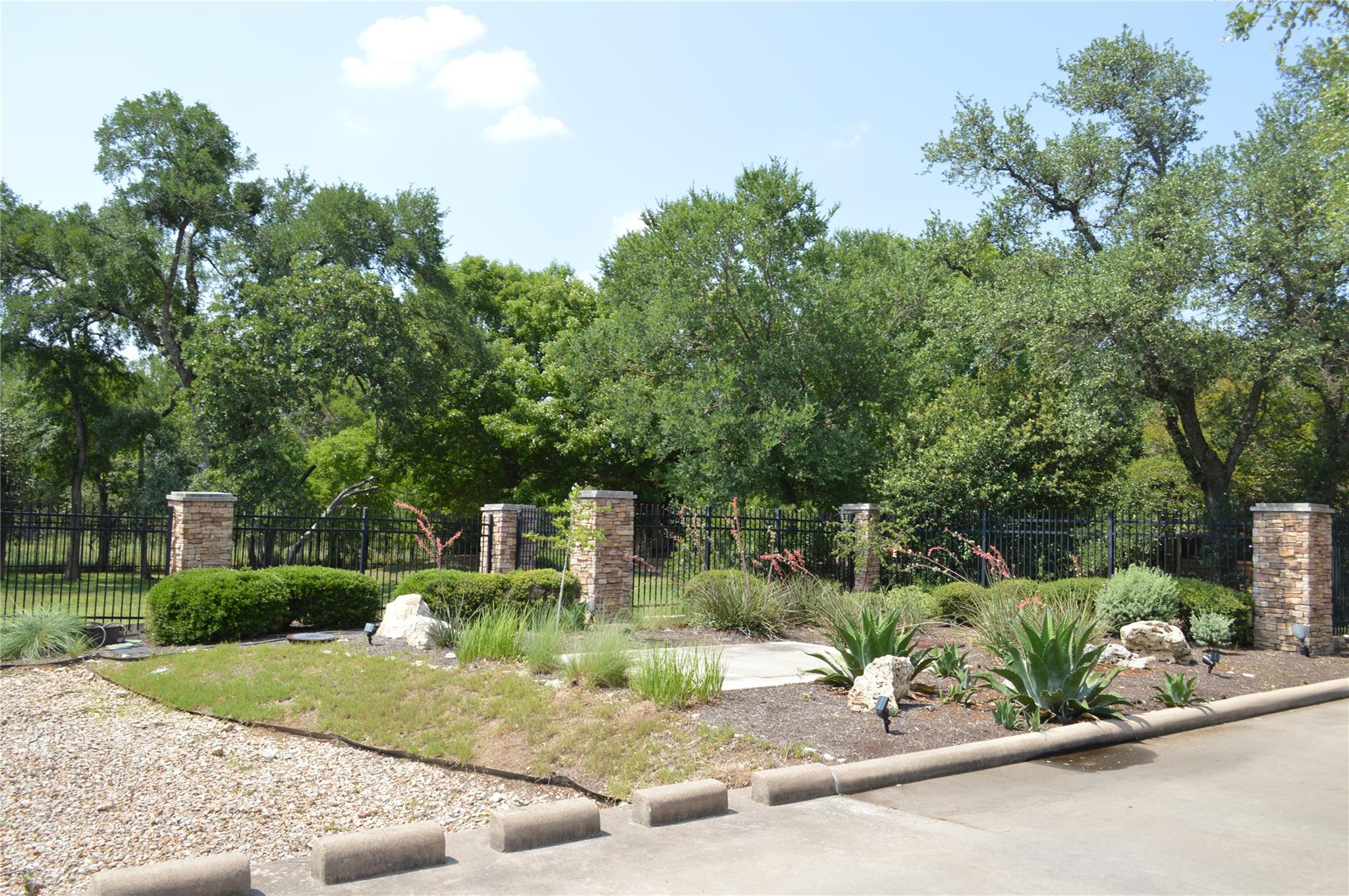 4200 Dot Dr # 36, Austin, TX 78727