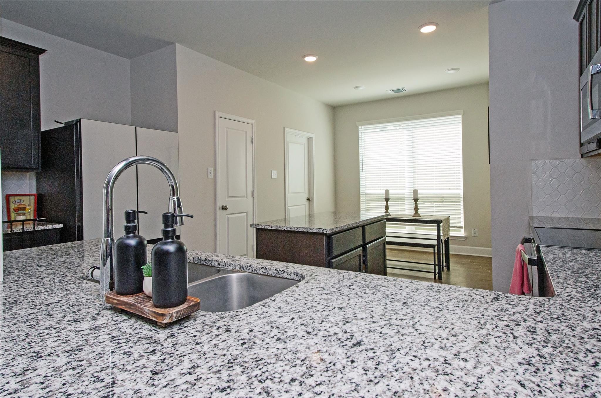 5712 Red Fish Ct, Belton, TX 76513