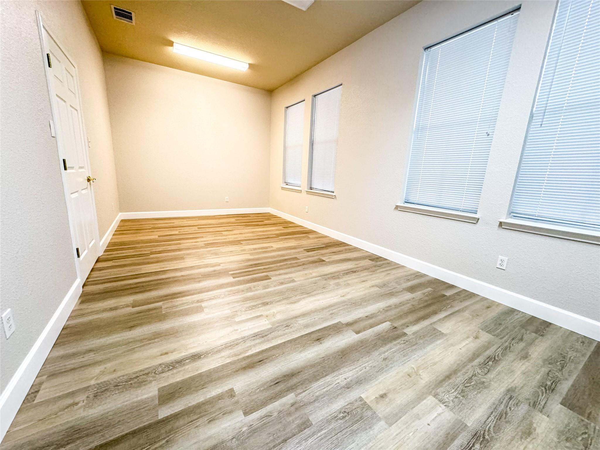 15901 Central Commerce Dr # 502, Pflugerville, TX 78660