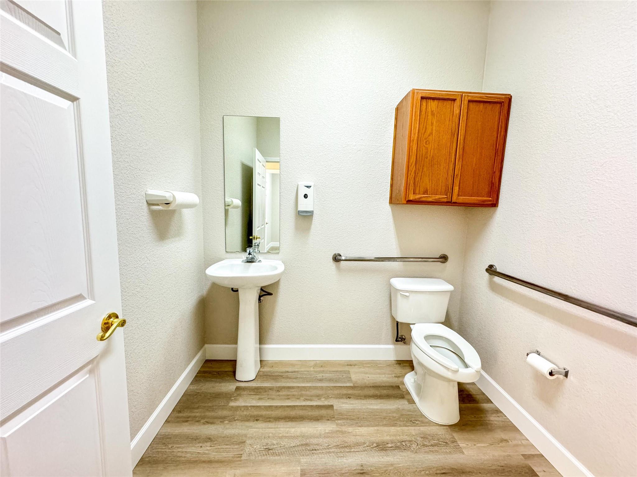 15901 Central Commerce Dr # 502, Pflugerville, TX 78660