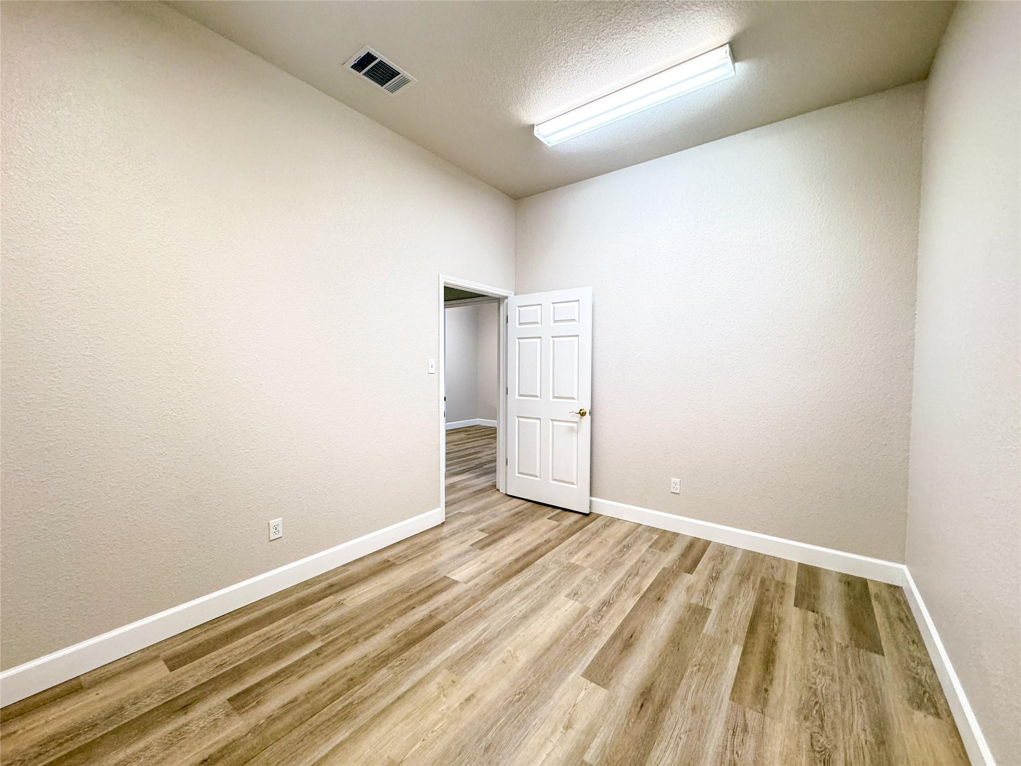 15901 Central Commerce Dr # 502, Pflugerville, TX 78660