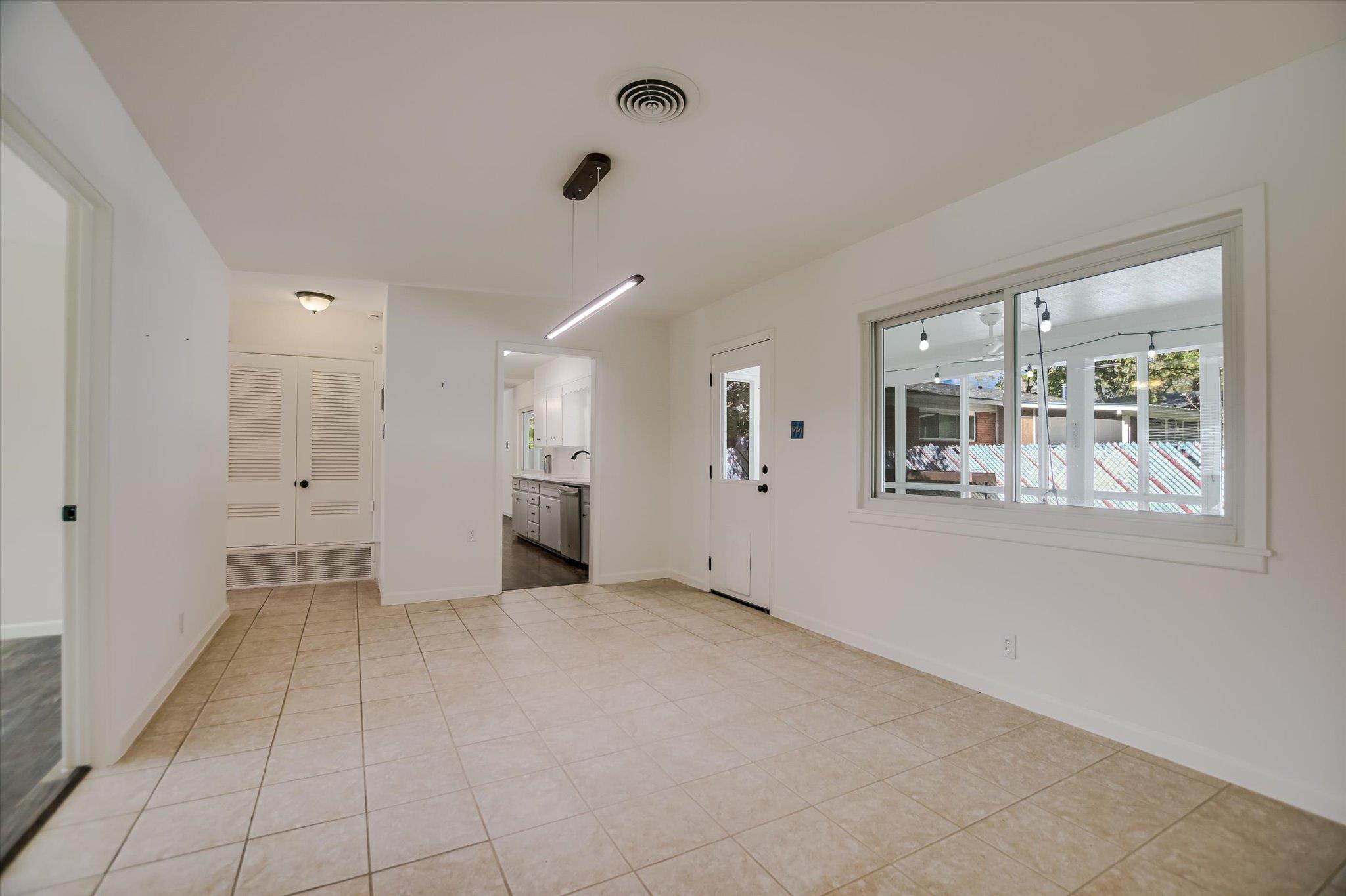 1601 E 19th St, Georgetown, TX 78626