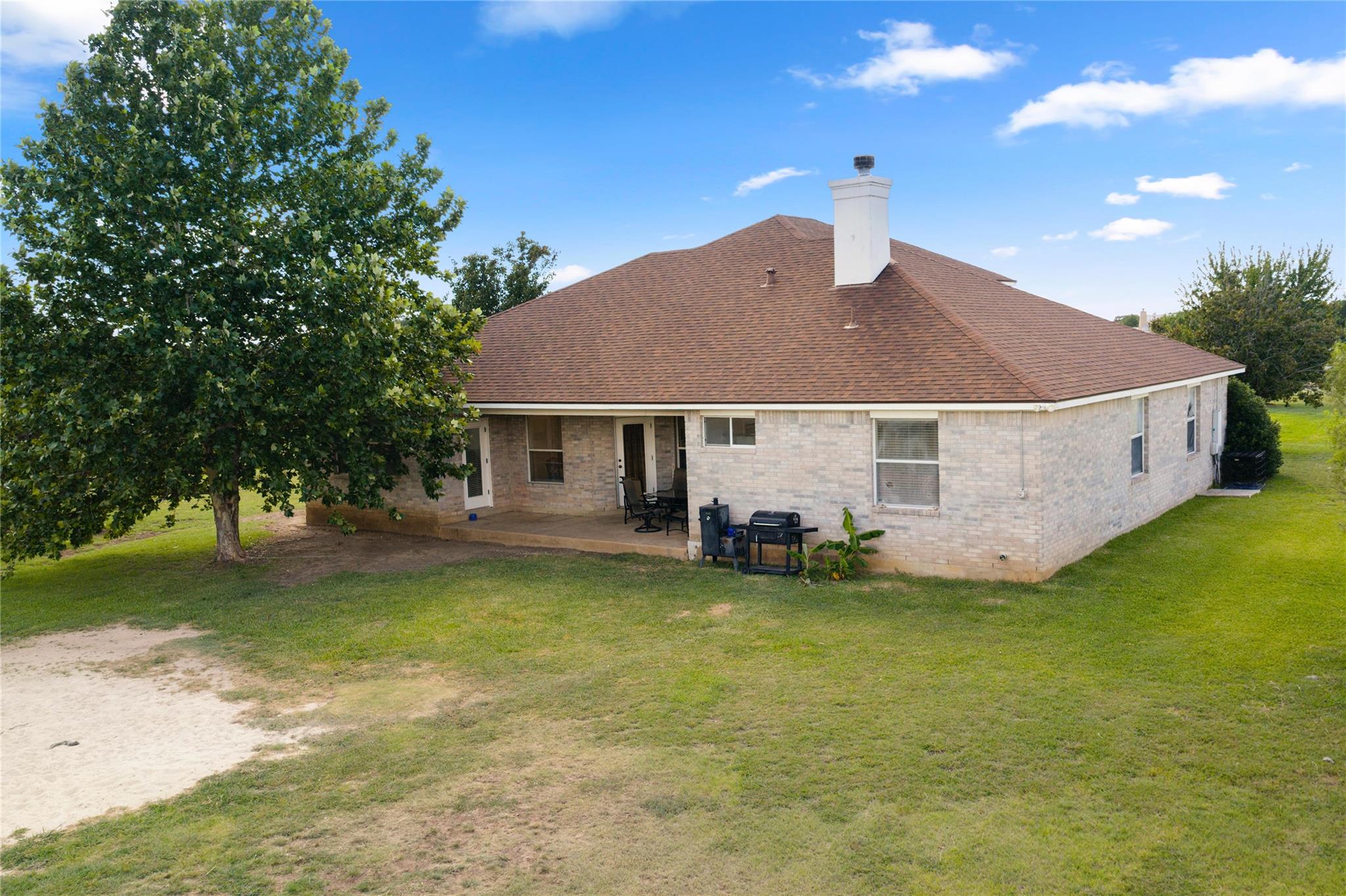 109 River View Rd, Liberty Hill, TX 78642