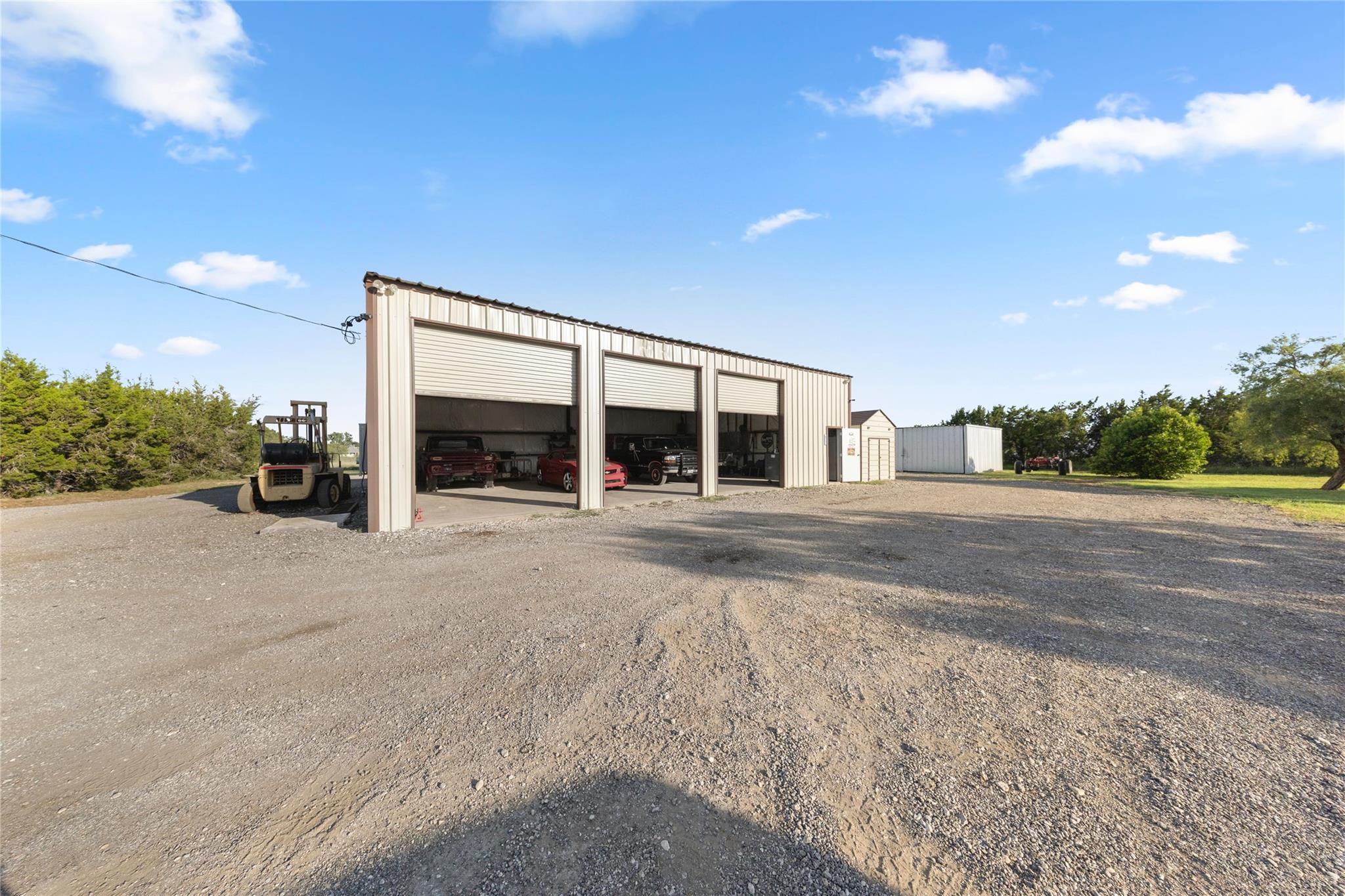 109 River View Rd, Liberty Hill, TX 78642