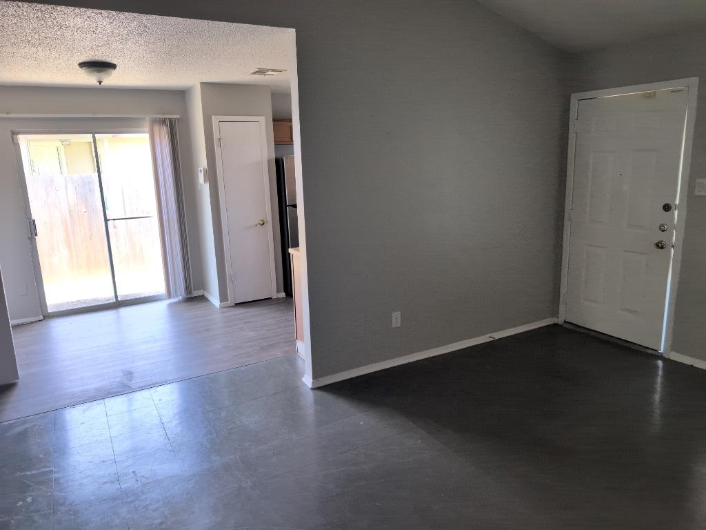 608 Greenlawn Blvd, Round Rock, TX 78664