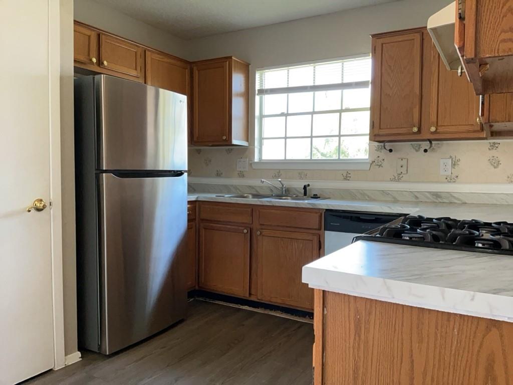 608 Greenlawn Blvd, Round Rock, TX 78664