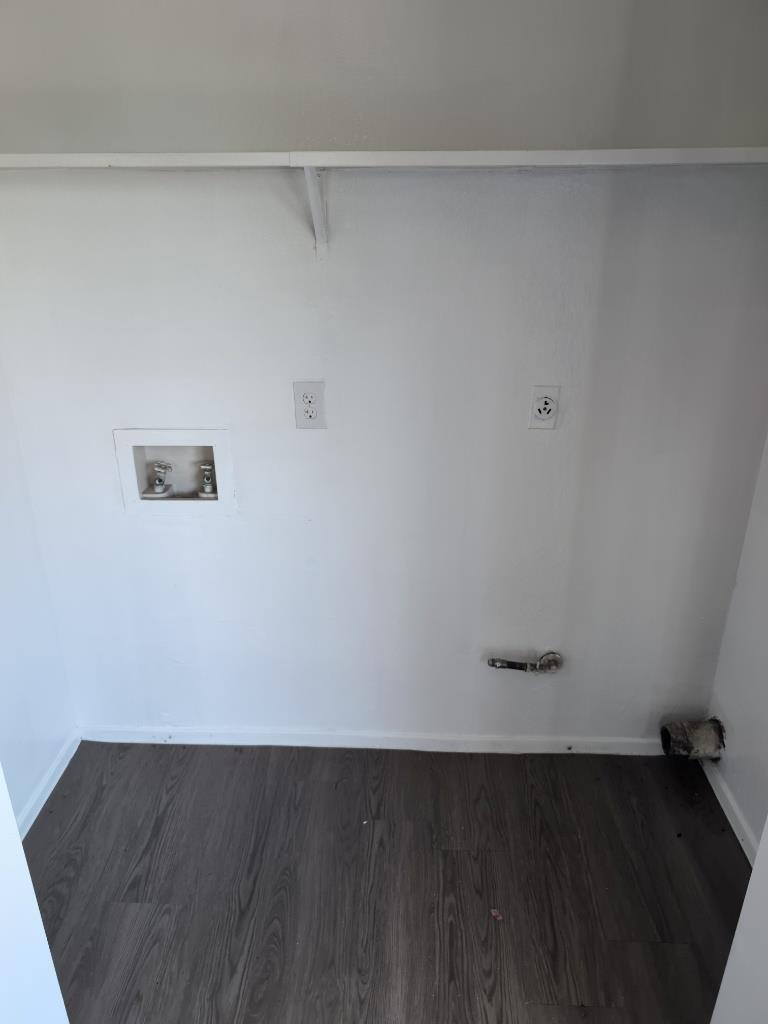 608 Greenlawn Blvd, Round Rock, TX 78664