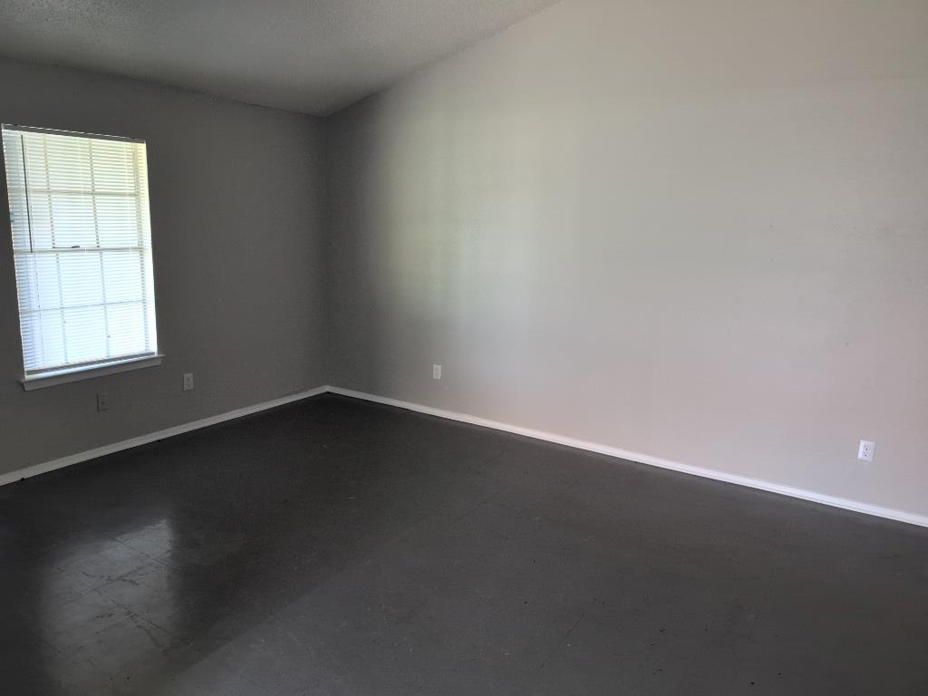 608 Greenlawn Blvd, Round Rock, TX 78664