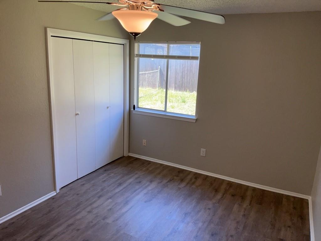 608 Greenlawn Blvd, Round Rock, TX 78664