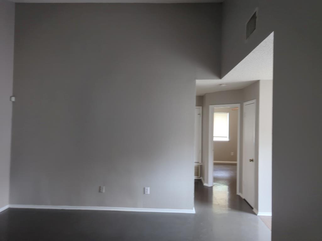 608 Greenlawn Blvd, Round Rock, TX 78664