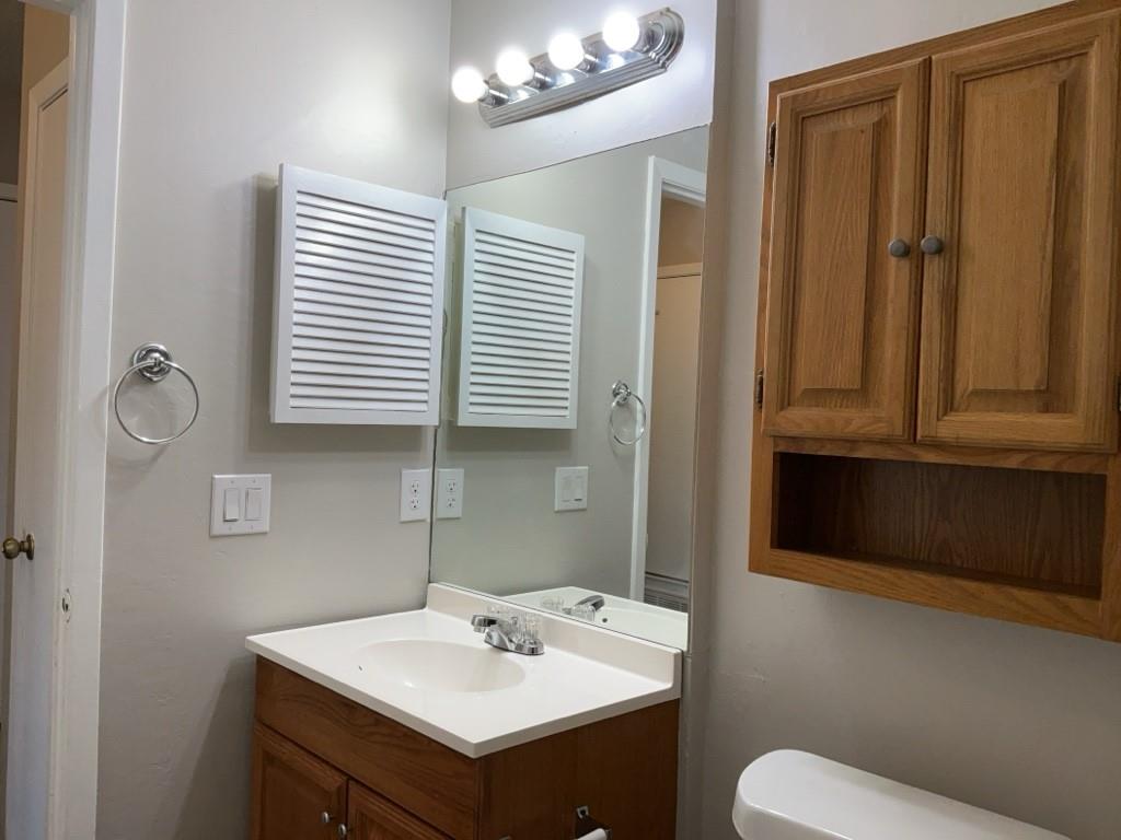 608 Greenlawn Blvd, Round Rock, TX 78664