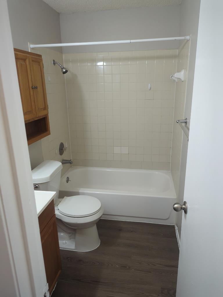 608 Greenlawn Blvd, Round Rock, TX 78664