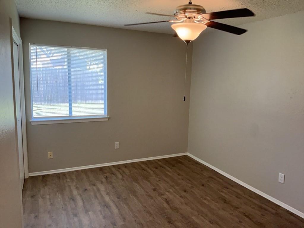 608 Greenlawn Blvd, Round Rock, TX 78664