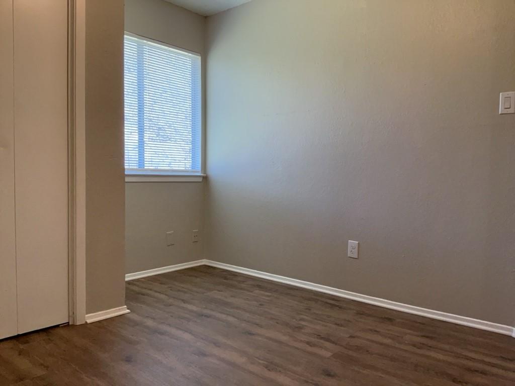 608 Greenlawn Blvd, Round Rock, TX 78664