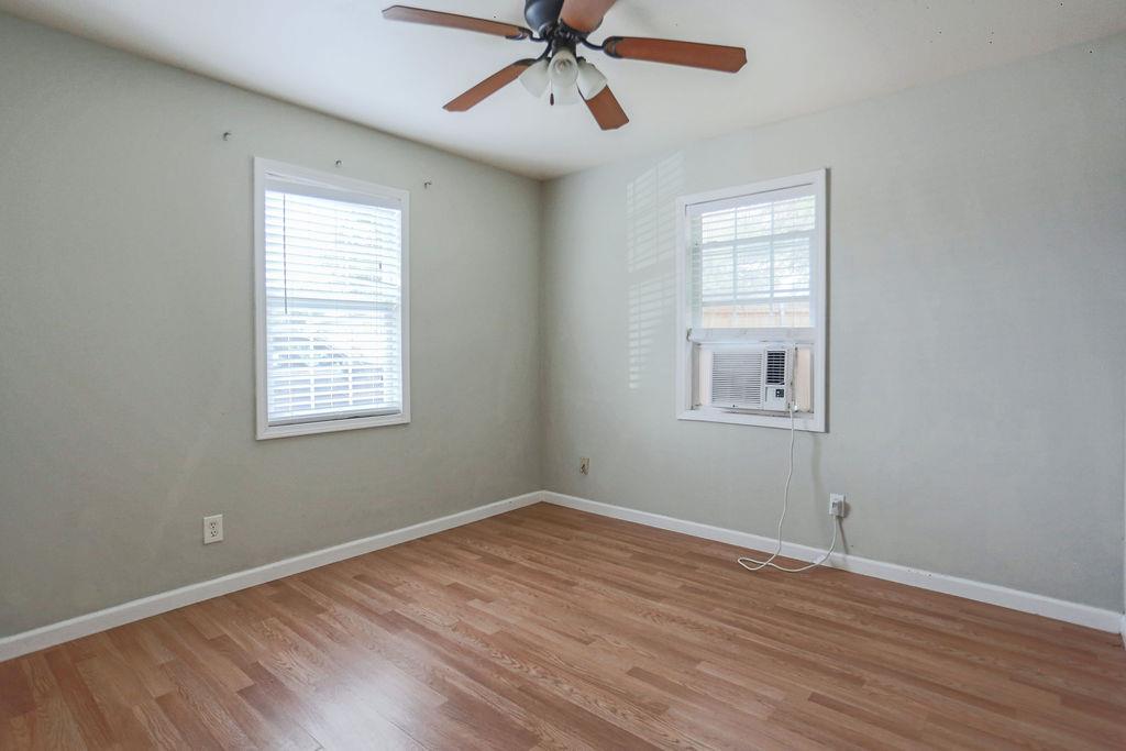 412 S 281 Highway, Johnson City, TX 78636