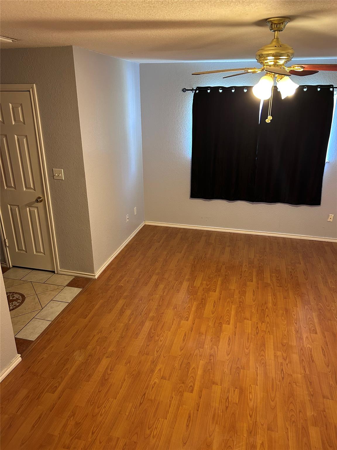1309 Mallard Ln, Taylor, TX 76574