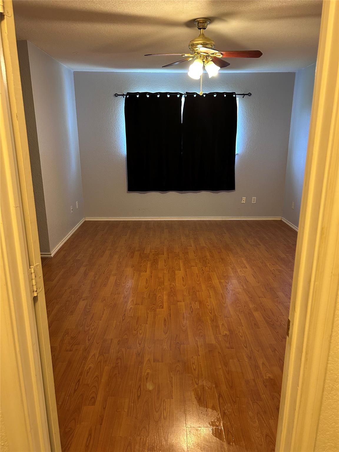 1309 Mallard Ln, Taylor, TX 76574