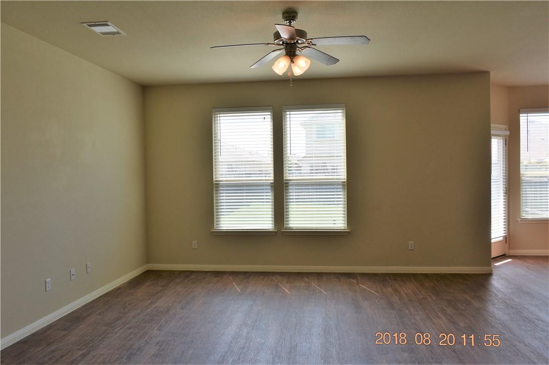 12837 Snow Ln, Manor, TX 78653